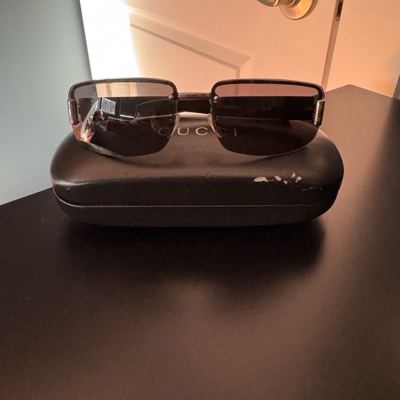 Gucci Black Rimless Rectangular Sunglasses - Picture 1 of 7